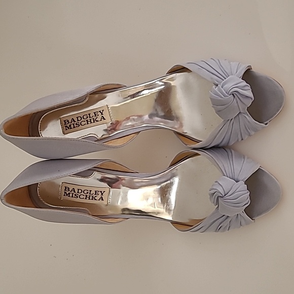 Bagley Mischka Musica Blue Satin Love Knot Open Toe Heels - Picture 11 of 16